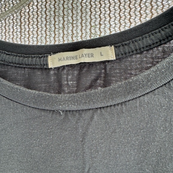 Marine Layer Men's Gray
Short Sleeve casual T-shirt
Size L - Picture 4 of 6